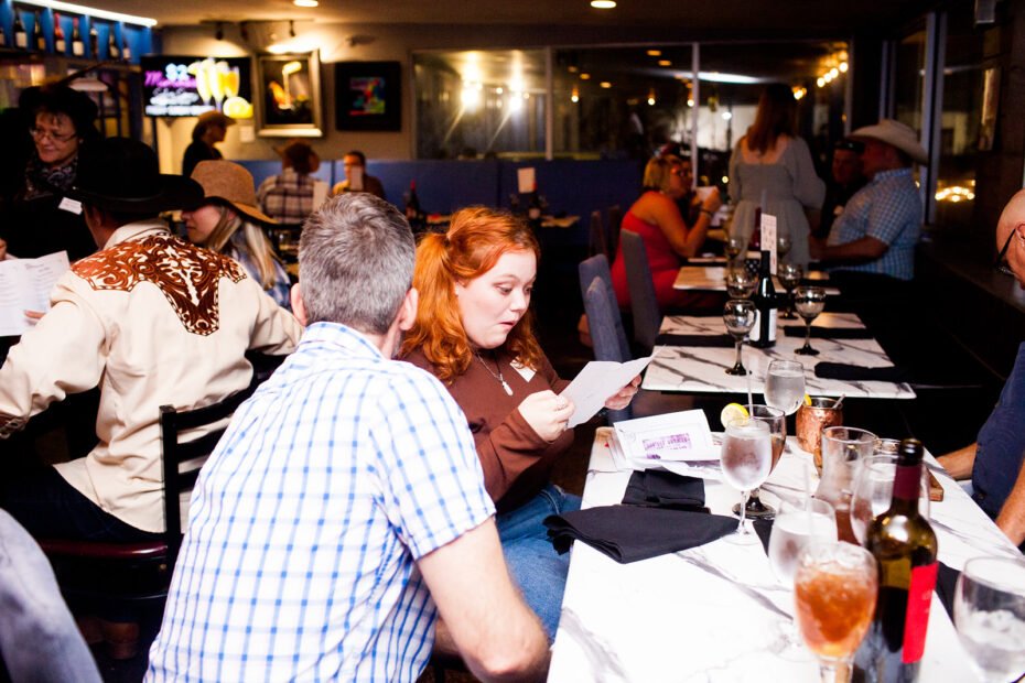 murder mystery dinner show